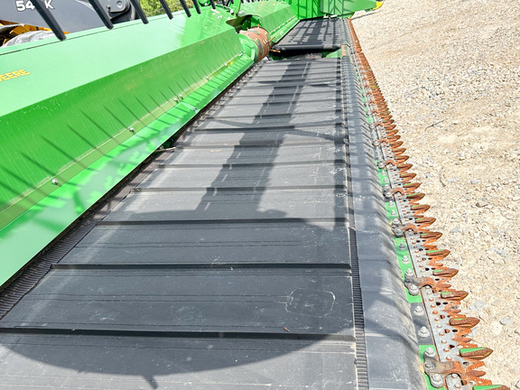 2021 John Deere RD40F Header Combine