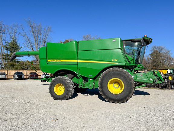 2019 John Deere S780 Combine