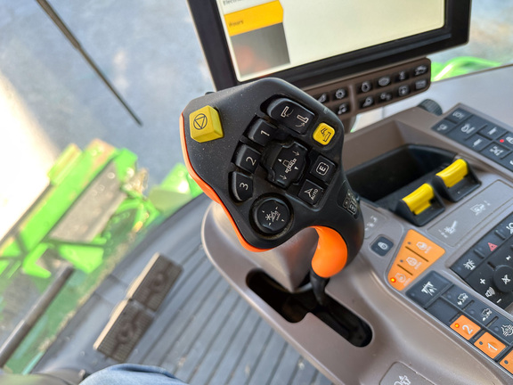 2019 John Deere S780 Combine