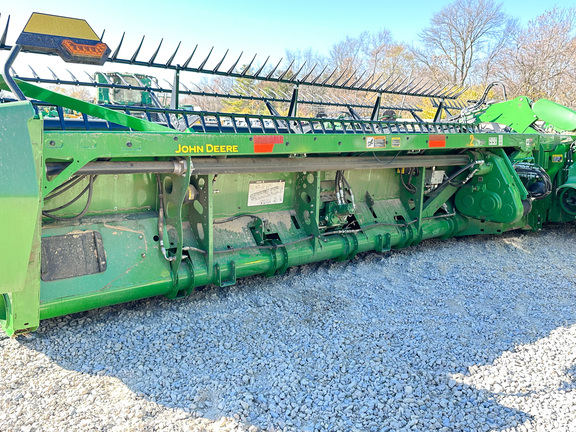 2021 John Deere RD40F Header Combine