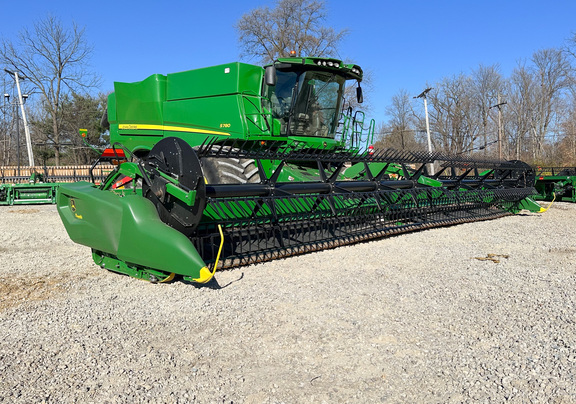 2021 John Deere RD40F Header Combine