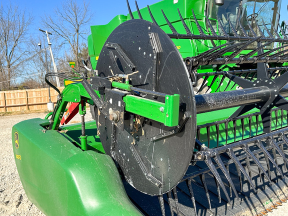 2020 John Deere 740FD Header Combine