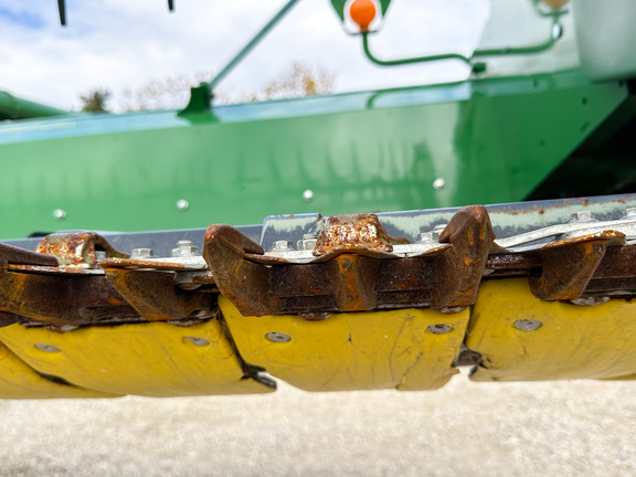 2018 John Deere 645FD Header Combine