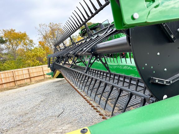 2022 John Deere HD50F Header Combine