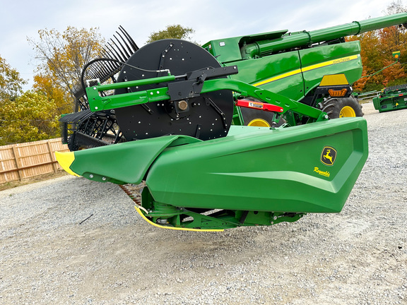 2022 John Deere HD50F Header Combine