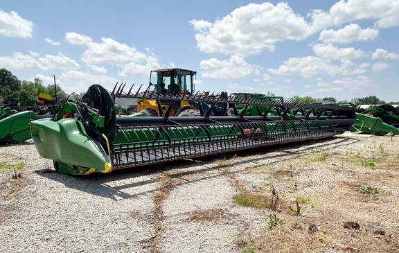 2021 John Deere RD45F Header Combine