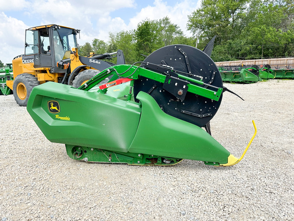 2022 John Deere RD40F Header Combine