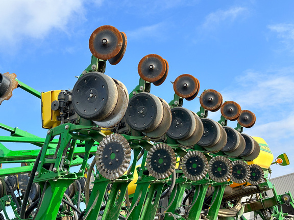 2019 John Deere 1795 Planter