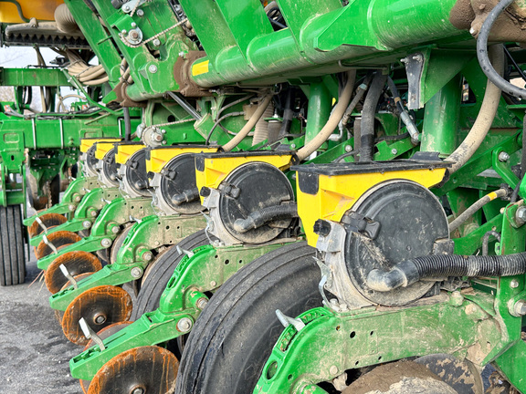 2019 John Deere 1795 Planter