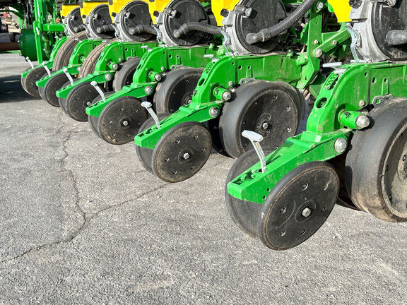 2022 John Deere 1795 Planter