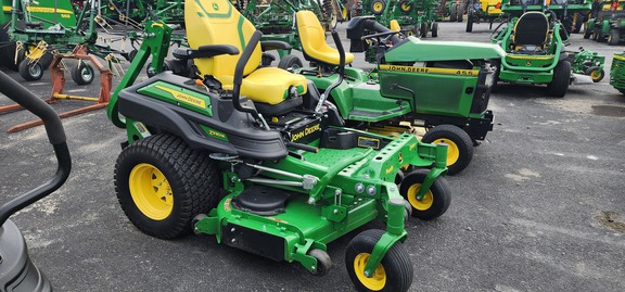 2023 John Deere Z930M Mower/Zero Turn