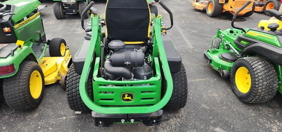 2023 John Deere Z930M Mower/Zero Turn