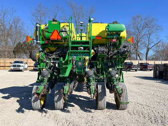 2017 John Deere 1775NT Planter