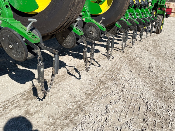 2022 John Deere 1775NT Planter