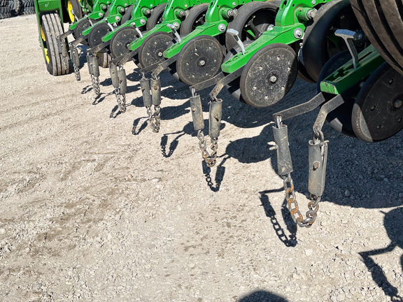 2022 John Deere 1775NT Planter