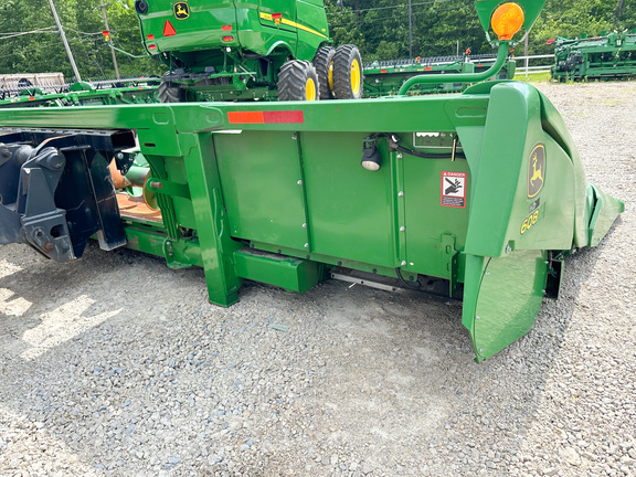 2014 John Deere 608C Header Corn Head