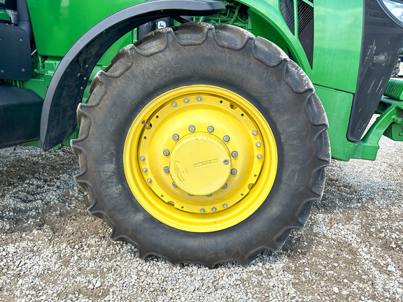 2013 John Deere 8260R Tractor