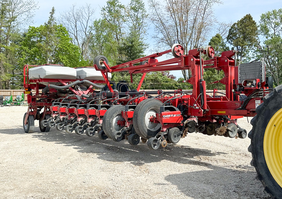 2012 Case IH 1250 Planter