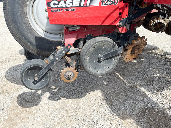 2012 Case IH 1250 Planter