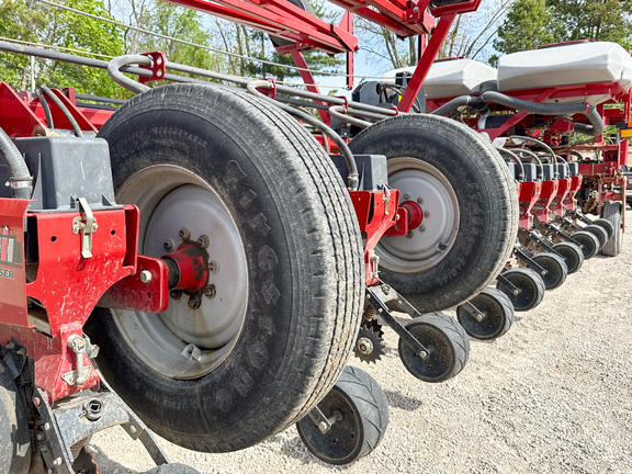 2012 Case IH 1250 Planter