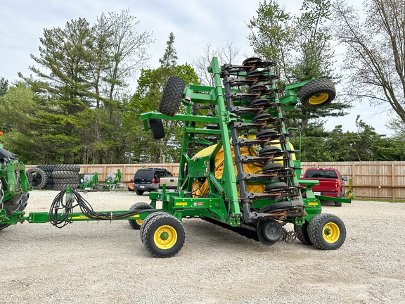 2014 John Deere 1990 Air Seeder