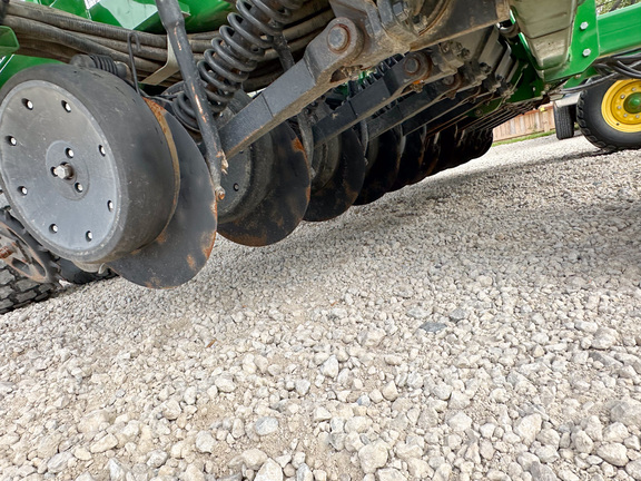 2014 John Deere 1990 Air Seeder