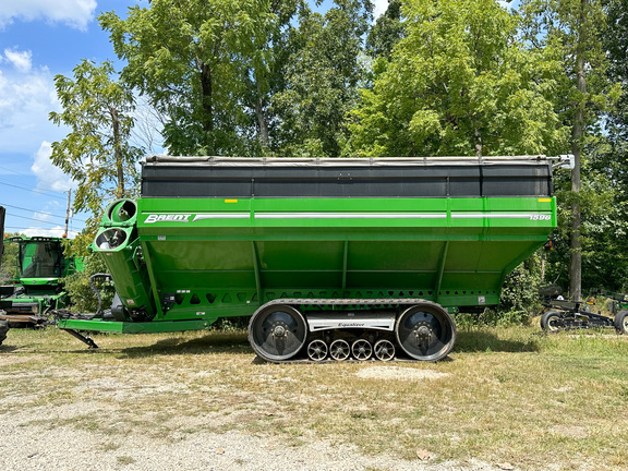 2020 Brent 1596 Grain Cart