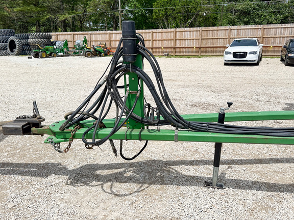 2002 John Deere 2200 Field Cultivator