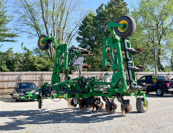 2014 John Deere 2510H Applicator