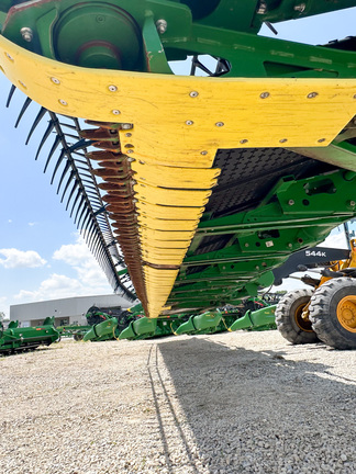 2023 John Deere HD45F Header Combine