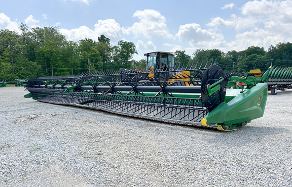 2022 John Deere HD50F Header Combine