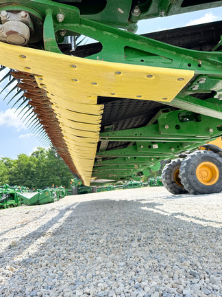 2022 John Deere HD50F Header Combine