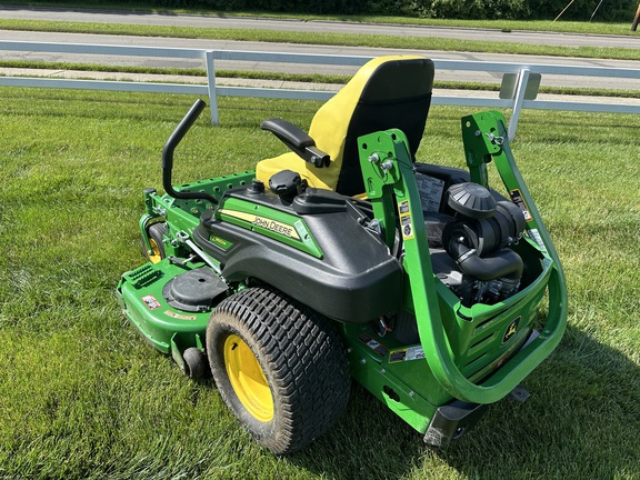 2022 John Deere z960m Mower/Zero Turn