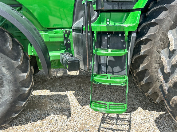 2011 John Deere 8235R Tractor