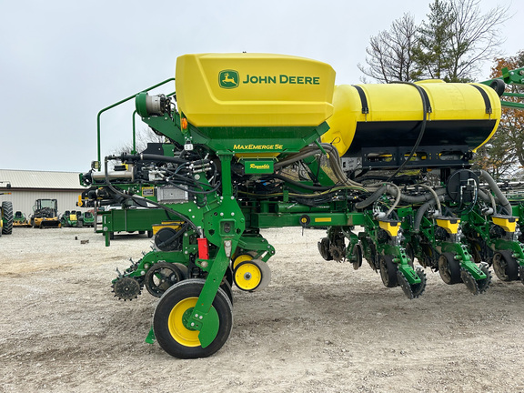 2022 John Deere 1775NT Planter