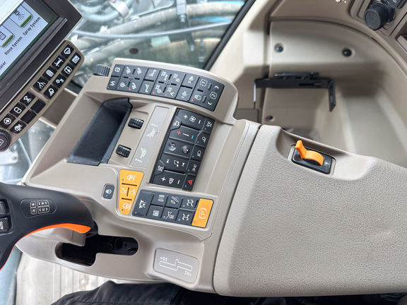 2024 Hagie STS16 Sprayer/High Clearance