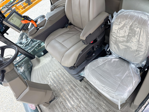 2024 Hagie STS16 Sprayer/High Clearance