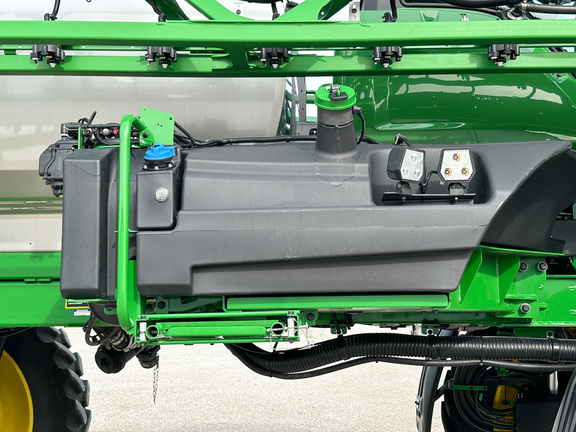 2024 John Deere 412R Sprayer/High Clearance