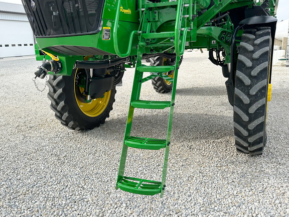 2024 John Deere 412R Sprayer/High Clearance