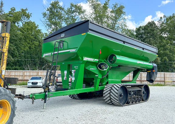 2017 Brent 1282 Grain Cart