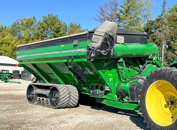 2022 Brent 1596 Grain Cart