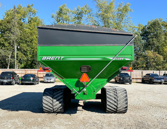 2011 Brent 1394 Grain Cart