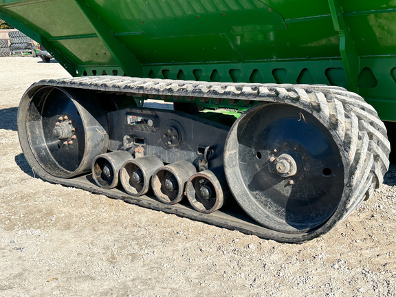 2011 Brent 1394 Grain Cart