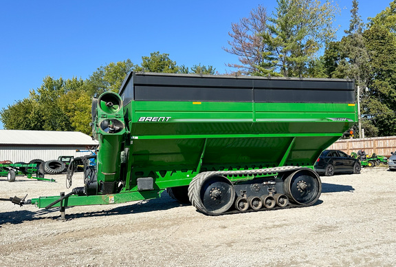 2011 Brent 1394 Grain Cart