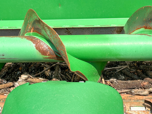 2008 John Deere 612C Header Corn Head