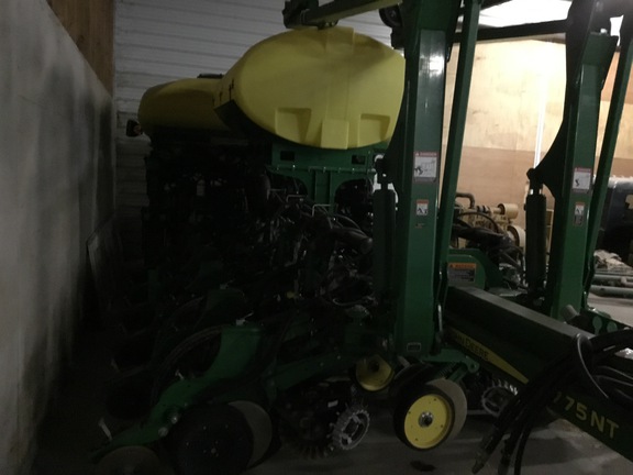 2016 John Deere 1775NT Planter