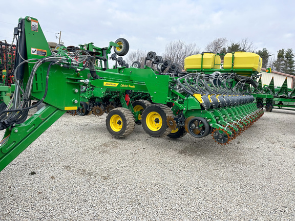 2023 John Deere DB60 Planter