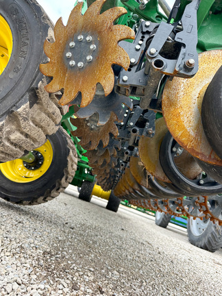 2023 John Deere DB60 Planter