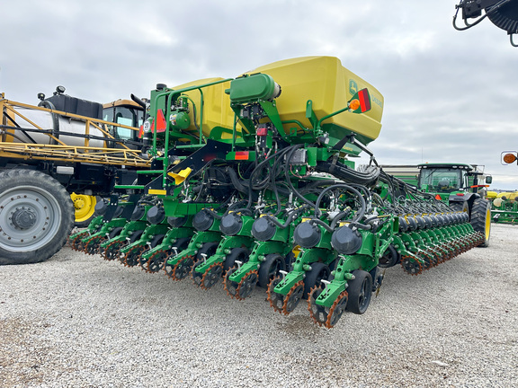 2023 John Deere DB60 Planter