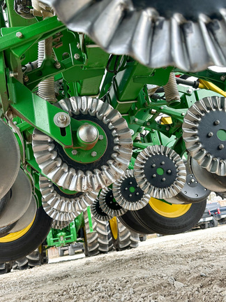 2022 John Deere 1795 Planter